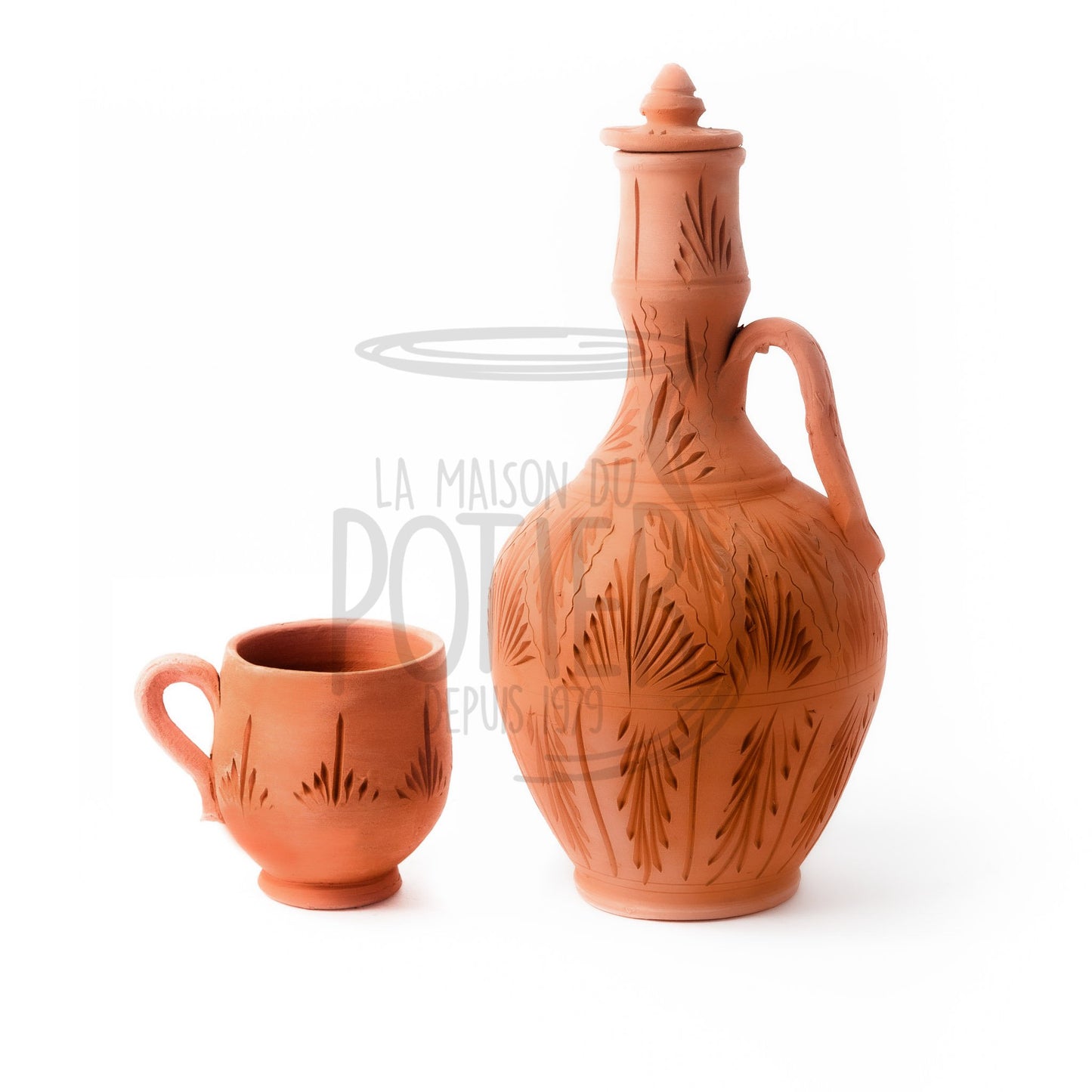 SCULPTED JAR WITH GLASS