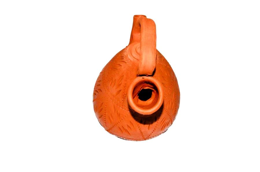 SCULPTED WATER CARAFE