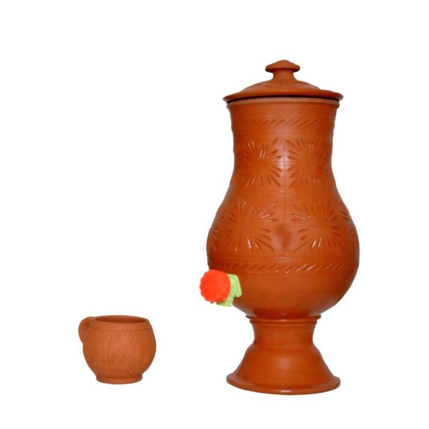 carafe filtrante en argile terre cuite
