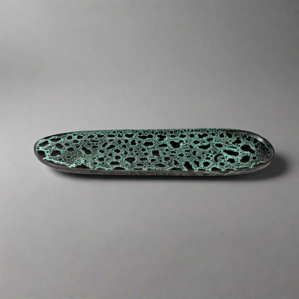 LONG SERVING DISH GREEN ENAMEL SPECKLED