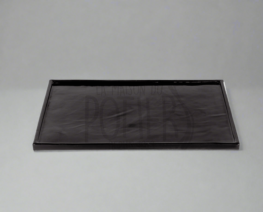 PLAT DE SERVICE EN GRÈS CÉRAMIQUE ÉMAILLÉE - NOIR MAT - La Maison du Potier